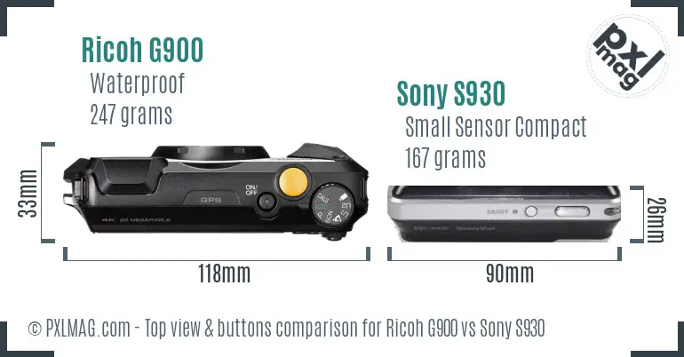 Ricoh G900 vs Sony S930 top view buttons comparison