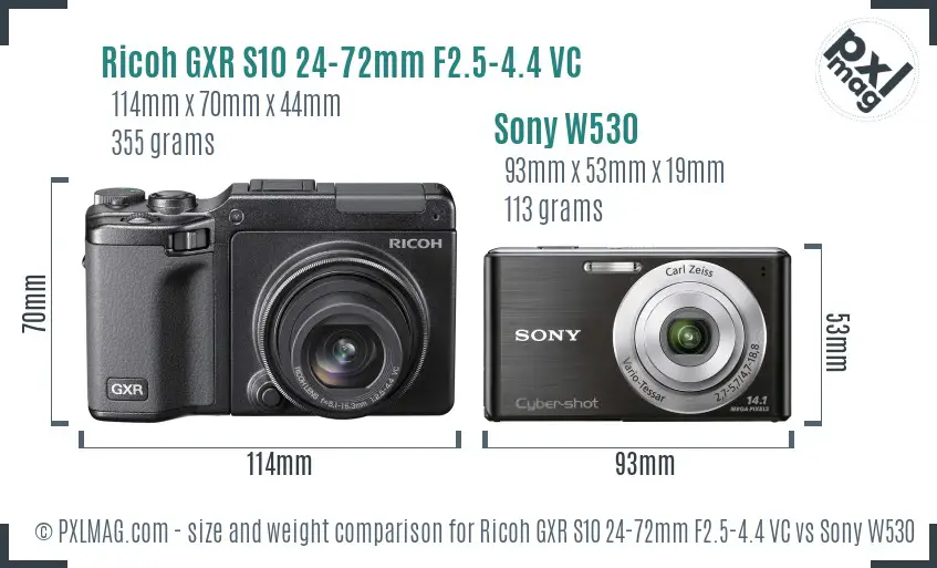 Ricoh GXR S10 24-72mm F2.5-4.4 VC vs Sony W530 size comparison