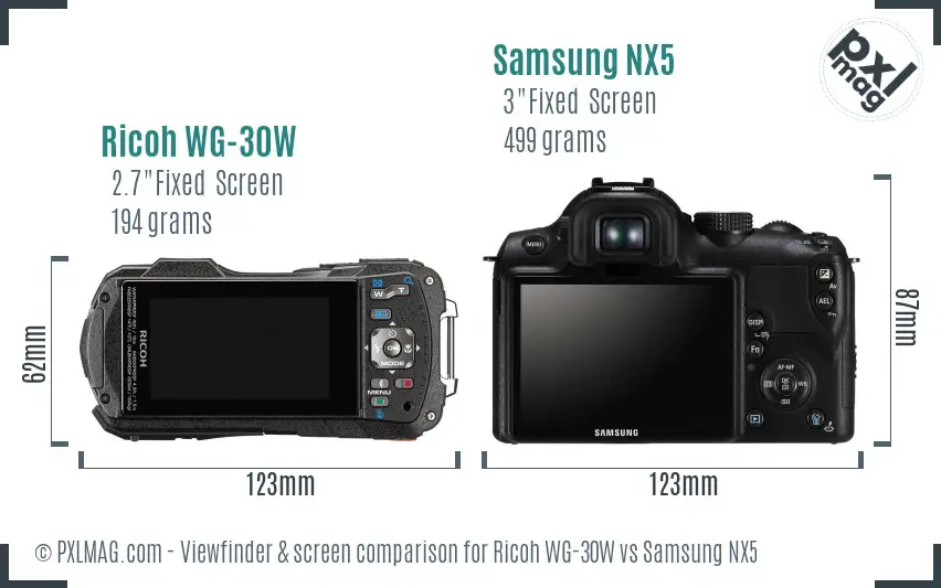 Ricoh WG-30W vs Samsung NX5 Screen and Viewfinder comparison