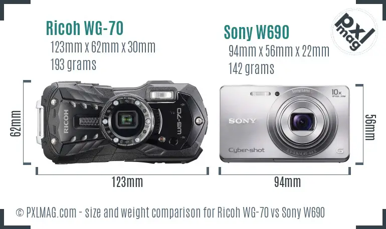 Ricoh WG-70 vs Sony W690 size comparison