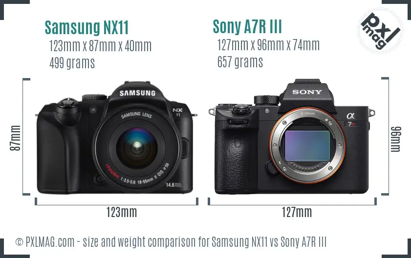 Samsung NX11 vs Sony A7R III size comparison