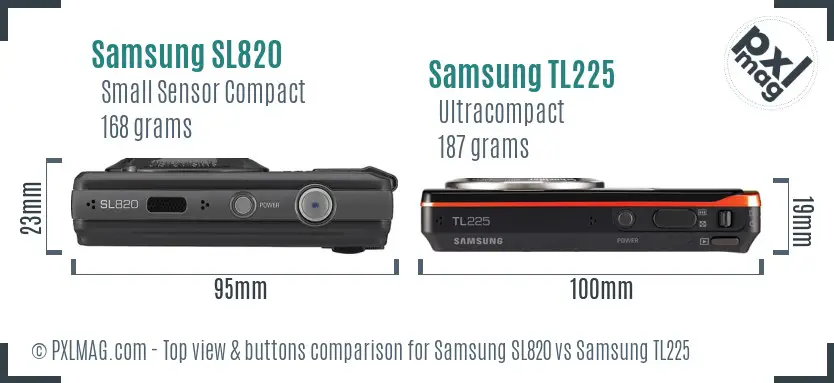 Samsung SL820 vs Samsung TL225 top view buttons comparison