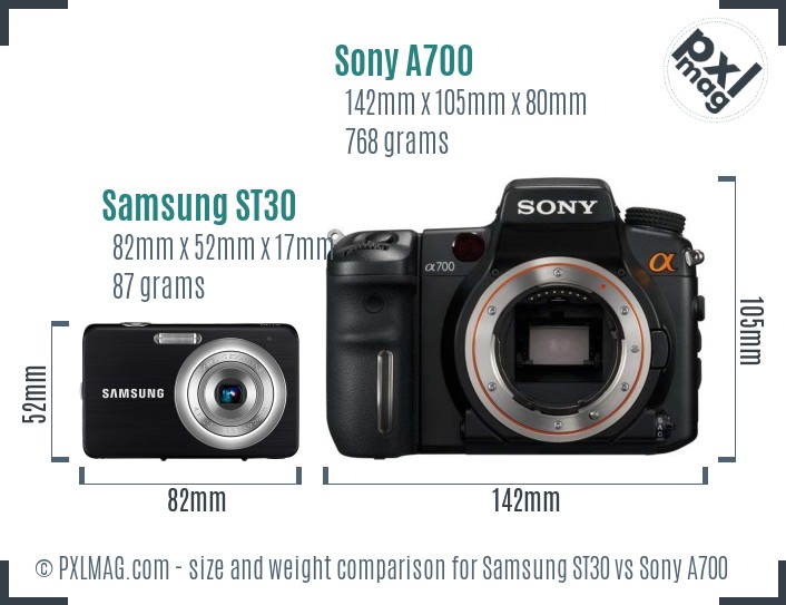 Samsung ST30 vs Sony A700 size comparison