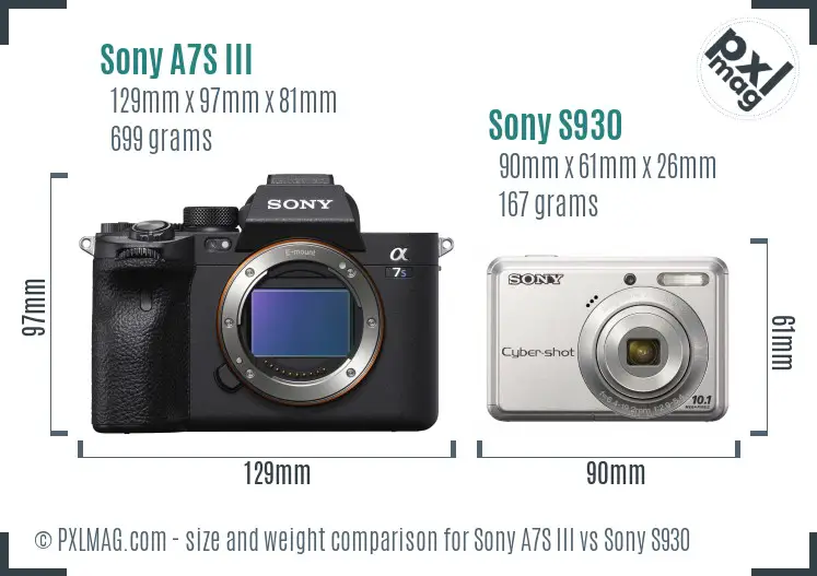 Sony A7S III vs Sony S930 size comparison