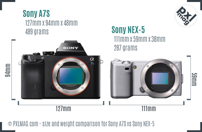 Sony A7S vs Sony NEX-5 size comparison