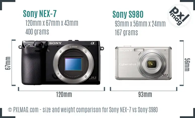 Sony NEX-7 vs Sony S980 size comparison