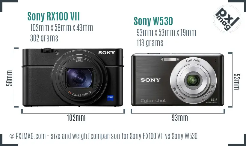 Sony RX100 VII vs Sony W530 size comparison
