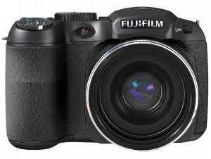 FujiFilm FinePix S1800 front
