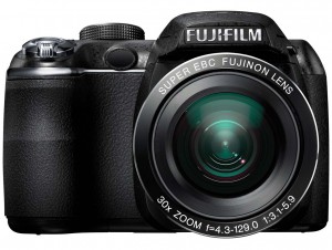 FujiFilm FinePix S4000 front