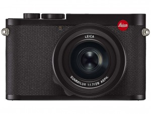 Leica Q2 front