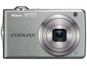 Nikon Coolpix S630 front