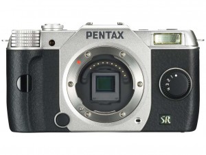Pentax Q7 front