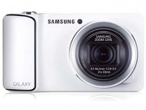 Samsung Galaxy Camera 4G front