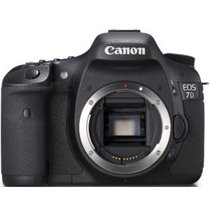 Canon EOS 7D front