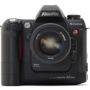 Fujifilm FinePix IS Pro front
