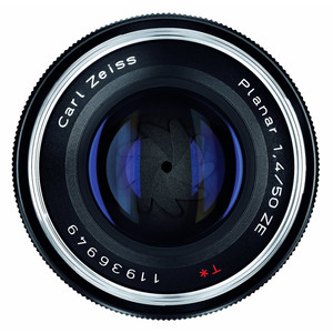 Carl-Zeiss-Planar-T1.4-50-Nikon-F-FX lens