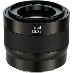 Carl-Zeiss-Touit-1.8-32-Fujifilm-X lens