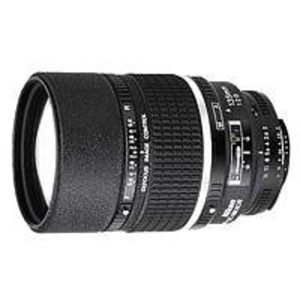 Nikon-AF-Nikkor-135mm-f2D-DC lens