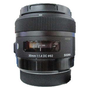 Sigma-30mm-F2.8-EX-DN-Micro-Four-Thirds lens