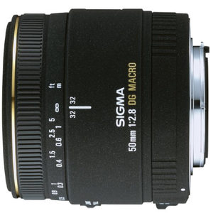 Sigma-50mm-F2.8-EX-DG-Macro-Canon-EF lens